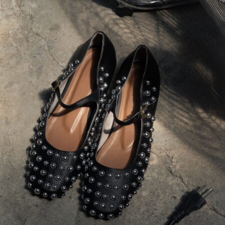 Gustina black